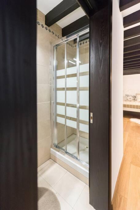 Apartamento Loft En El Corazon De Cerca De La Catedral